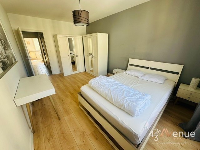 3 Pièces Meublé A LOUER - ST ETIENNE JEAN JAURES/JACQUARD - 85.35 m2 - 820 &euro; charges comprises par mois