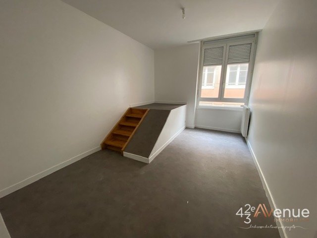 APPARTEMENT T3 - ST ETIENNE JEAN JAURES - 72.93 m2 - LOU&Eacute;