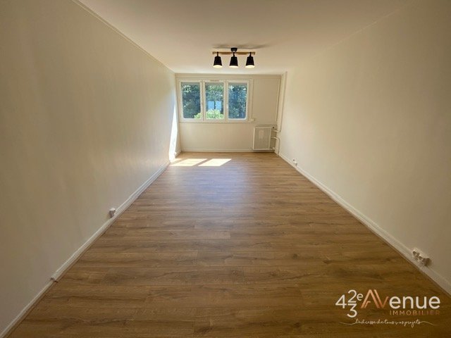 APPARTEMENT T3 - ST ETIENNE LA METARE - 66.32 m2 - LOU&Eacute;