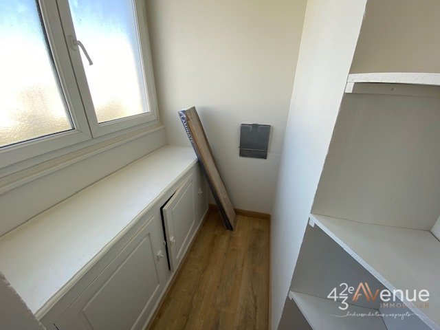 APPARTEMENT T3 - ST ETIENNE LA METARE - 66.32 m2 - LOU&Eacute;