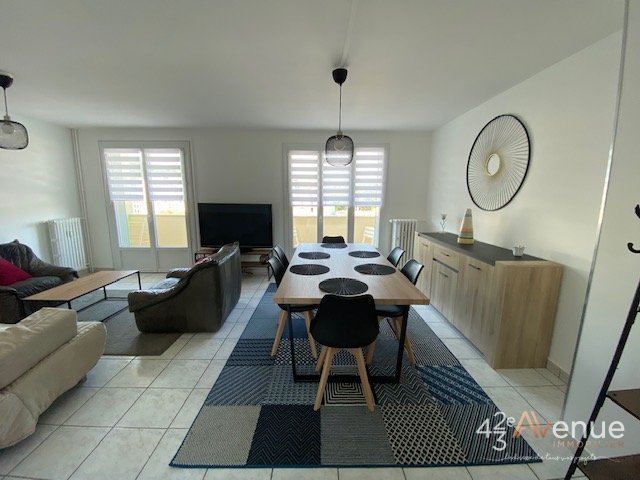 APPARTEMENT T3 A LOUER - ST ETIENNE LE ROND POINT - 65.87 m2 - 650€ charges comprises par mois
