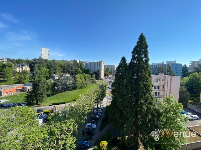 APPARTEMENT T3 - ST ETIENNE LE ROND POINT - 65.87 m2 - LOU&Eacute;