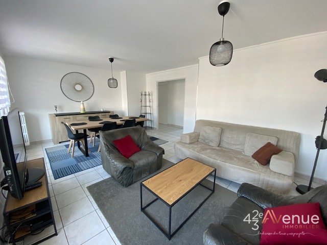 APPARTEMENT T3 - ST ETIENNE LE ROND POINT - 65.87 m2 - LOU&Eacute;