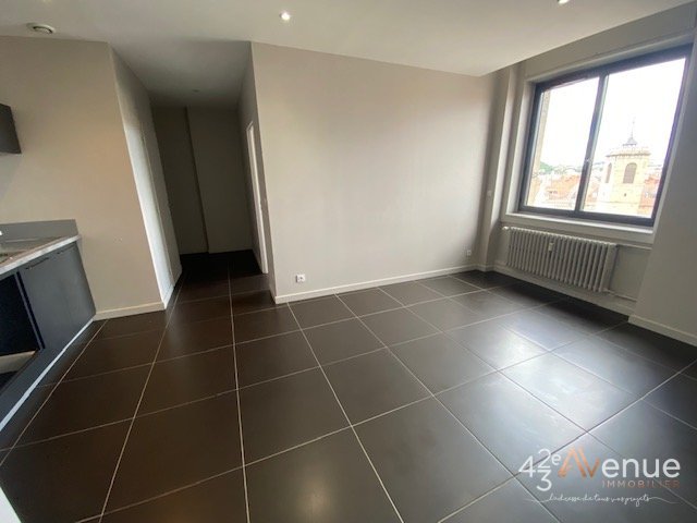 APPARTEMENT T3 - ST ETIENNE LIBERATION - 49.66 m2 - LOUÉ