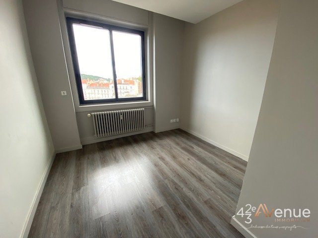 APPARTEMENT T3 - ST ETIENNE LIBERATION - 49.66 m2 - LOUÉ