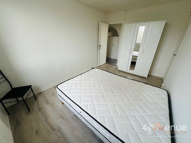 T3 MEUBLE - ST ETIENNE MONTPLAISIR/HPL - 52.59 m2 - LOUÉ