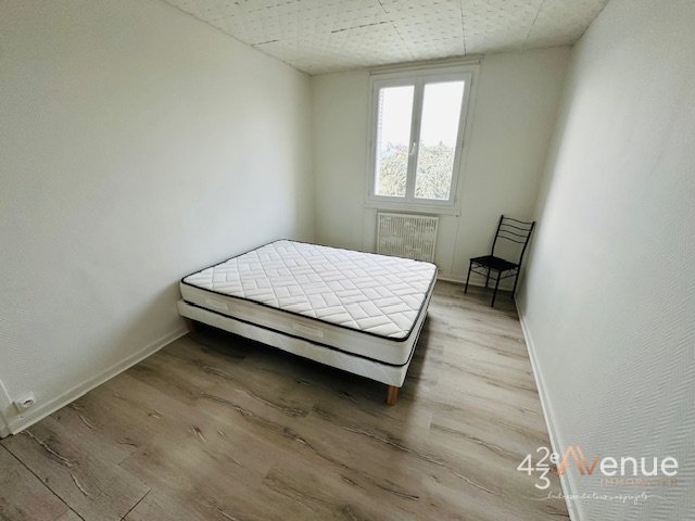 T3 MEUBLE - ST ETIENNE MONTPLAISIR/HPL - 52.59 m2 - LOUÉ