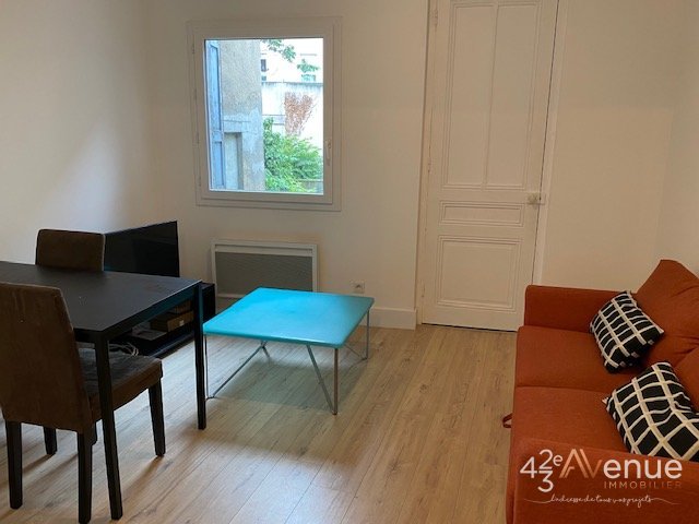 3 Pièces Meublé A LOUER - ST ETIENNE PLACE GRENETTE/URSULES - 43.36 m2 - 520 &euro; charges comprises par mois