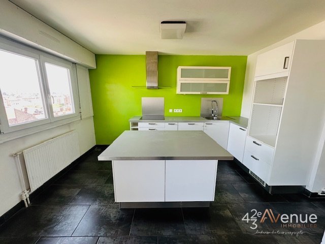 APPARTEMENT T3 A LOUER - ST ETIENNE PLAINE ACHILLE/CHATEAUCREUX - 63.74 m2 - 700 &euro; charges comprises par mois