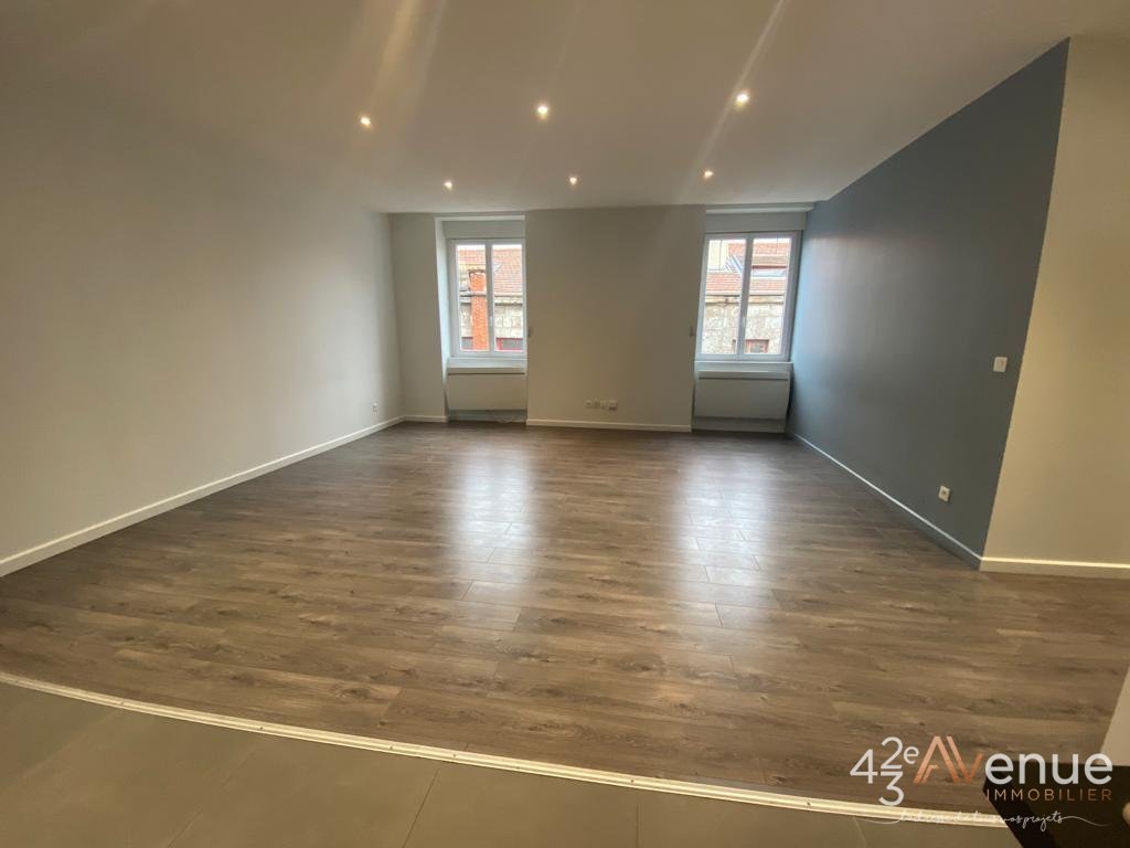 APPARTEMENT T3 A LOUER - ST ETIENNE QUARTIER DORIAN/PLACE DU PEUPLE - 64.78 m2 - 640�&euro; charges comprises par mois