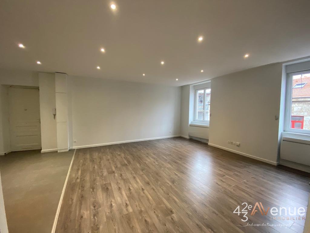 APPARTEMENT T3 A LOUER - ST ETIENNE QUARTIER DORIAN/PLACE DU PEUPLE - 64.78 m2 - 640�&euro; charges comprises par mois