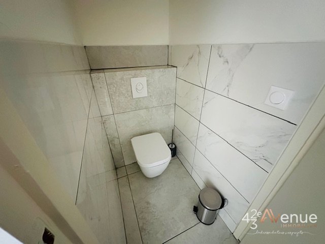 Mignon T3 Meublé A LOUER - ST ETIENNE QUARTIER FAURIEL/VIVARAIZE - 51.55 m2 - 680 &euro; charges comprises par mois