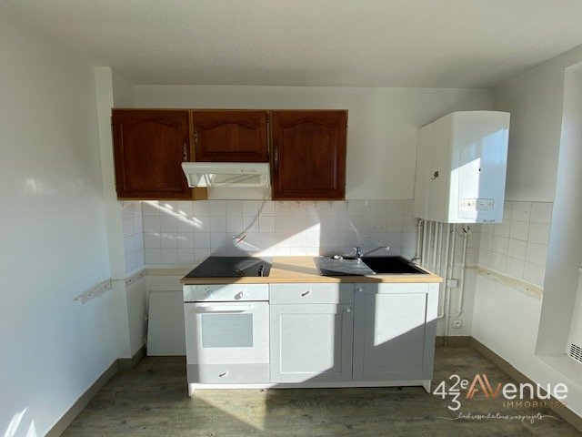 APPARTEMENT T3 - ST ETIENNE QUARTIER TARDY - 49.29 m2 - LOU&Eacute;