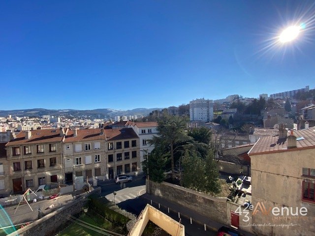 APPARTEMENT T3 - ST ETIENNE QUARTIER TARDY - 49.29 m2 - LOU&Eacute;