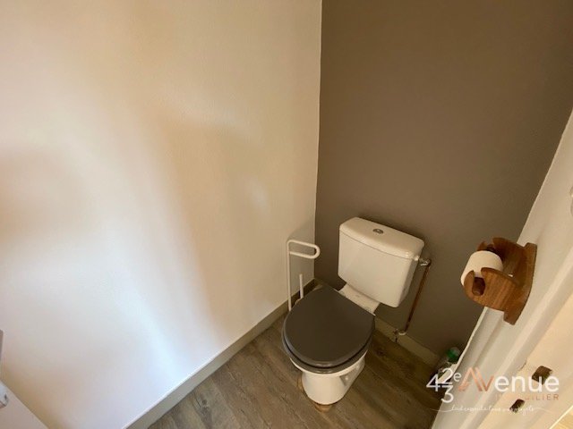 APPARTEMENT T3 - ST ETIENNE QUARTIER TARDY - 49.29 m2 - LOU&Eacute;