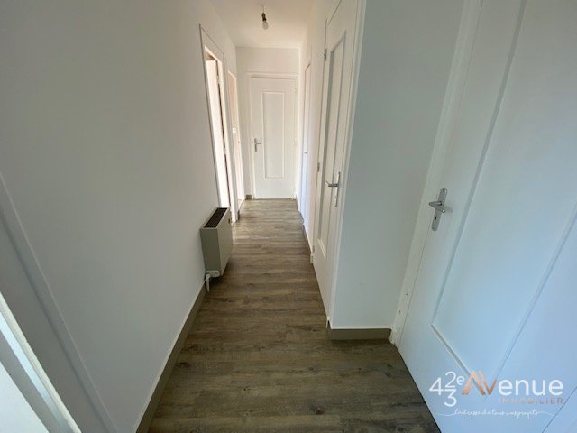 APPARTEMENT T3 - ST ETIENNE QUARTIER TARDY - 49.29 m2 - LOU&Eacute;