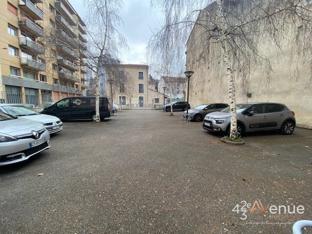 APPARTEMENT T3 A LOUER - ST ETIENNE QUARTIER TREFILERIE - 47.31 m2 - 549�&euro; charges comprises par mois