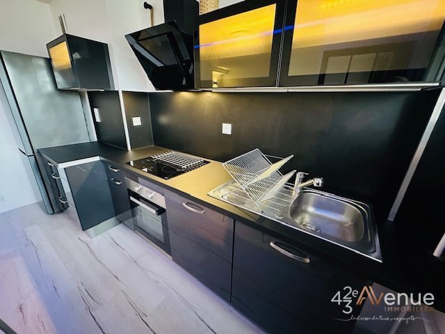 APPARTEMENT T3 A LOUER - ST ETIENNE ROND POINT/FAURIEL - 58.42 m2 - 730 € charges comprises par mois