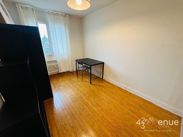 APPARTEMENT T3 A LOUER - ST ETIENNE ROND POINT/FAURIEL - 58.42 m2 - 730 € charges comprises par mois