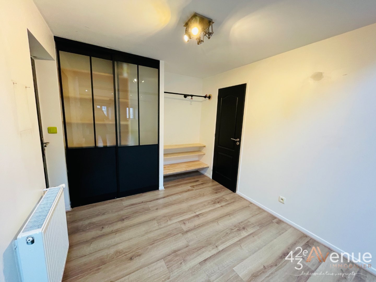 APPARTEMENT T3 - ST ETIENNE SAINT FRANCOIS - 111.9 m2 - LOU&Eacute;