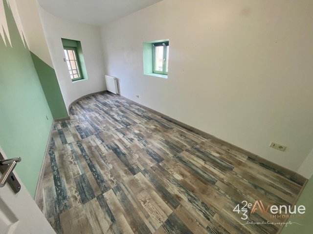 APPARTEMENT T3 - ST ETIENNE SAINT FRANCOIS - 111.9 m2 - LOU&Eacute;