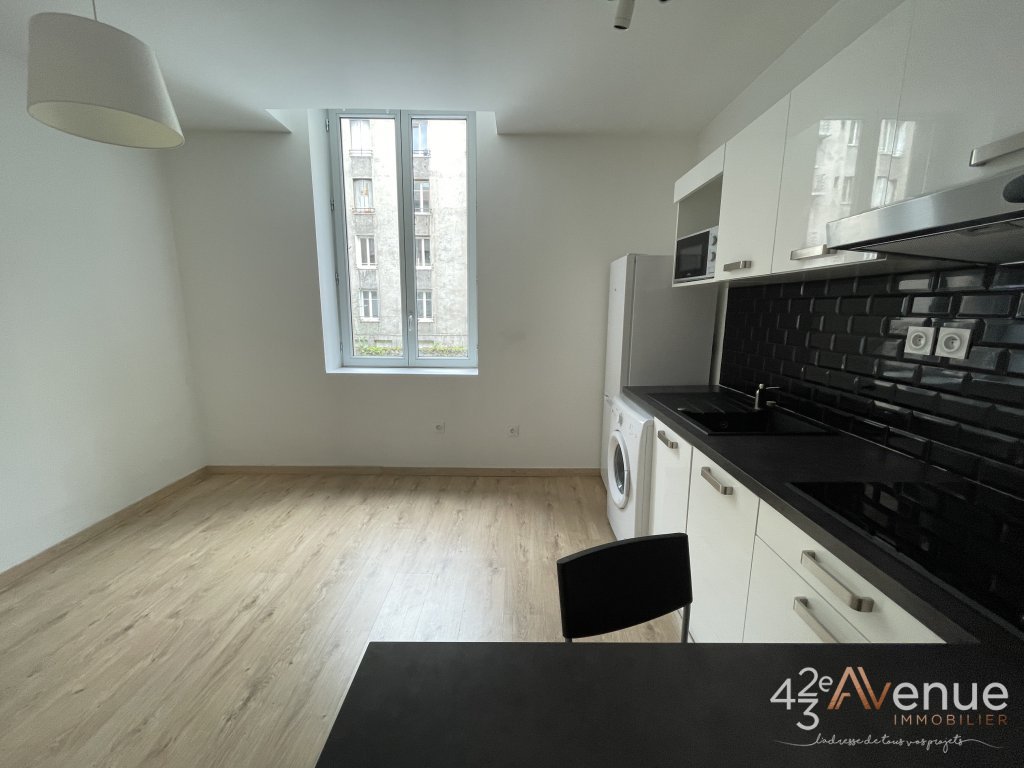 3 Pièces A LOUER - ST ETIENNE TREFILERIE - 46.15 m2 - 570 &euro; charges comprises par mois