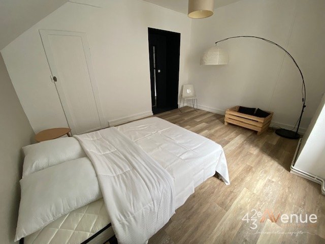 APPARTEMENT T3 A LOUER - ST ETIENNE URSULES/HALLE/ALBERT THOMAS - 69.13 m2 - 750 &euro; charges comprises par mois