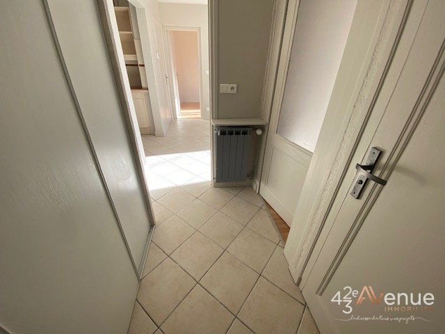 APPARTEMENT T3 A LOUER - ST ETIENNE VIVARAIZE - 65.26 m2 - 580 &euro; charges comprises par mois