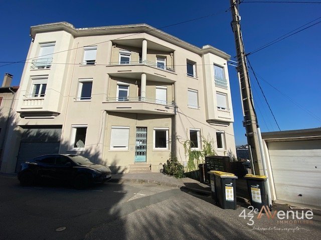 APPARTEMENT T3 A LOUER - ST ETIENNE VIVARAIZE - 65.26 m2 - 580 &euro; charges comprises par mois