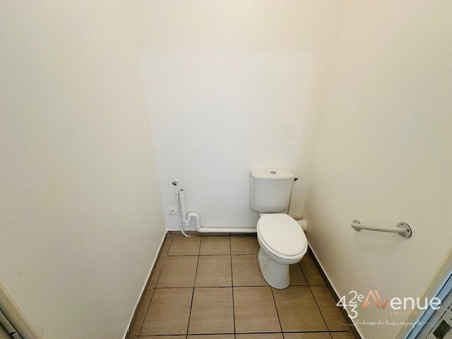 3 Pièces avec Terrasse et Garage A LOUER - ST JUST ST RAMBERT - 67.87 m2 - 841 &euro; charges comprises par mois
