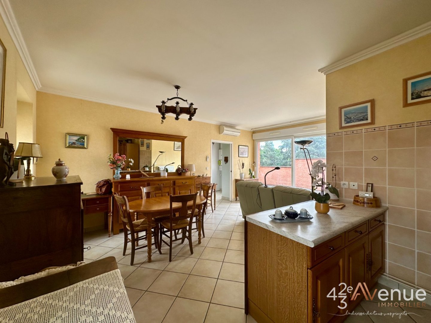 APPARTEMENT T3 A VENDRE - ANDREZIEUX BOUTHEON - 70.19 m2 - 215 000 &euro;