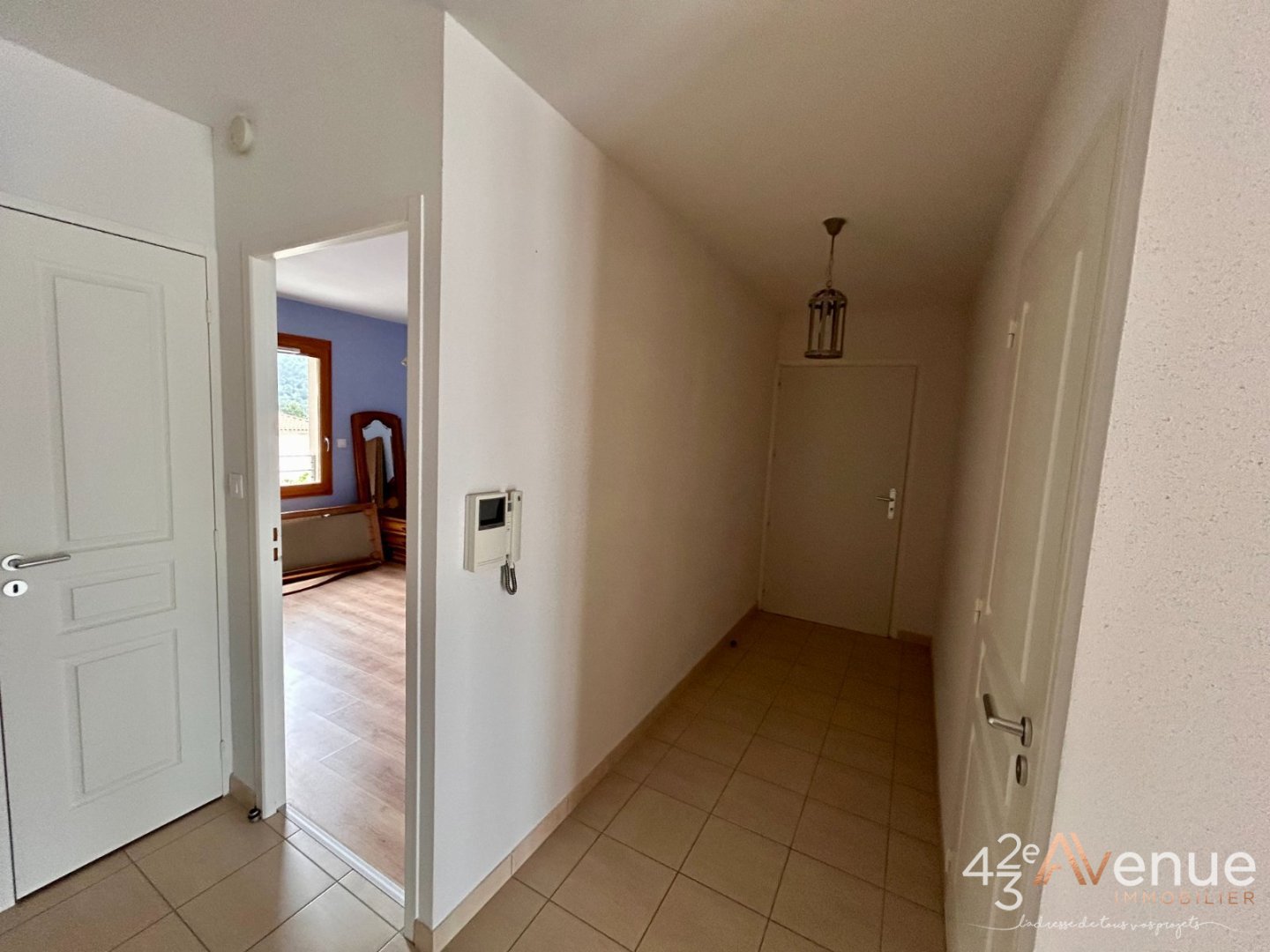 APPARTEMENT T3 - AUREC SUR LOIRE - 76.3 m2 - VENDU