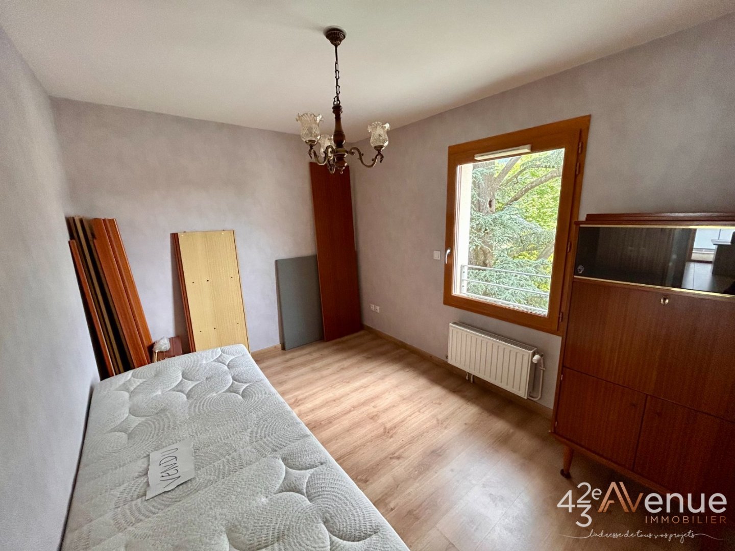 APPARTEMENT T3 - AUREC SUR LOIRE - 76.3 m2 - VENDU