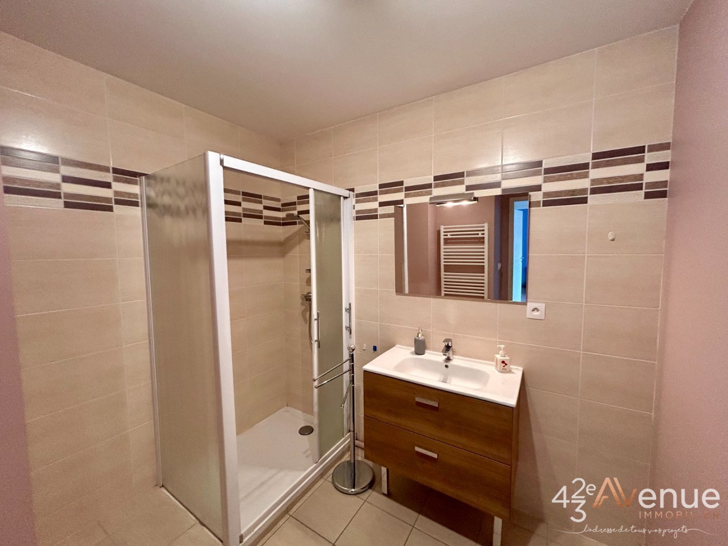 APPARTEMENT T3 - AUREC SUR LOIRE - 76.3 m2 - VENDU