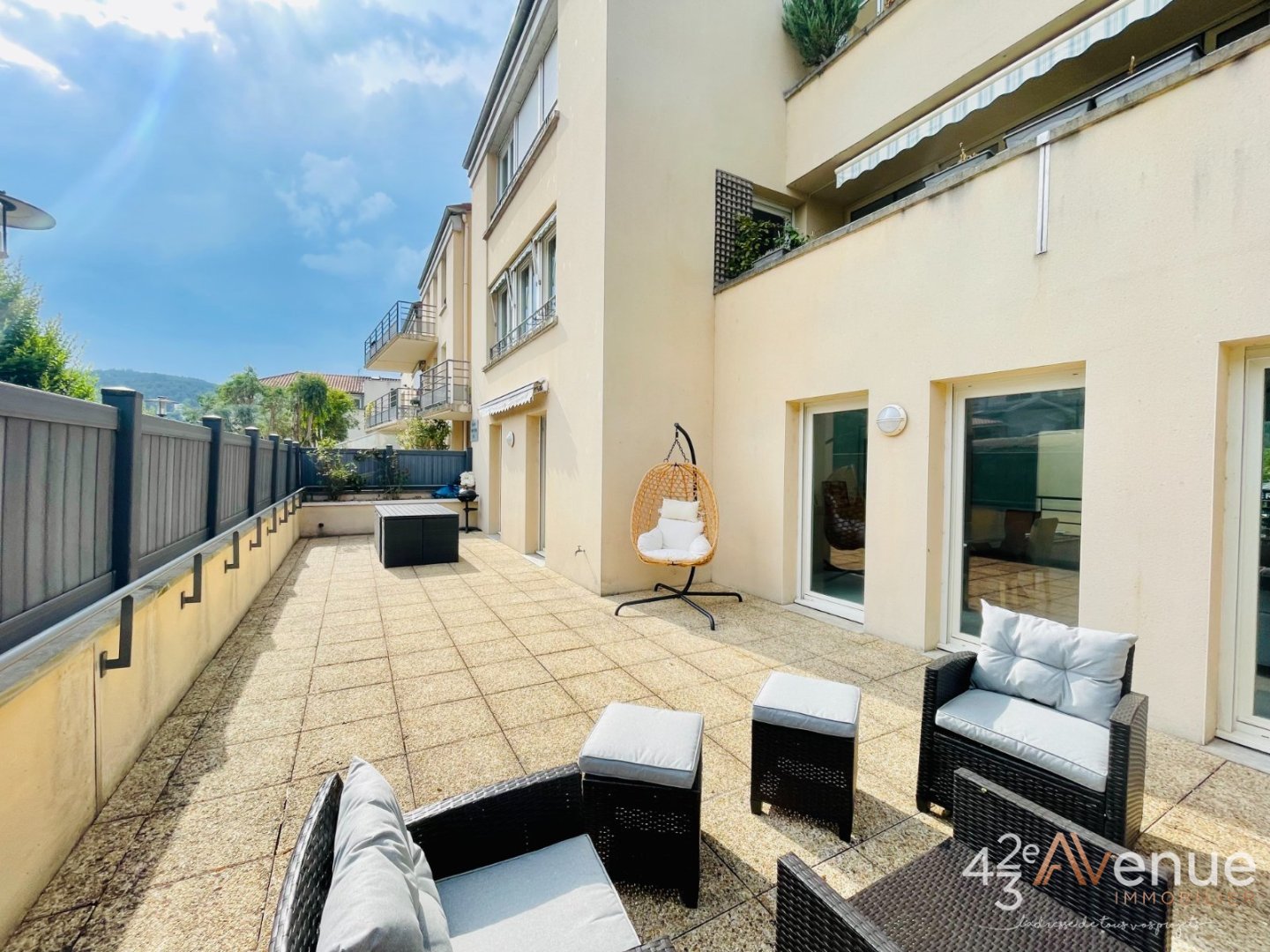 APPARTEMENT T3 A VENDRE - AUREC SUR LOIRE - 95.7 m2 - 241 500 &euro;