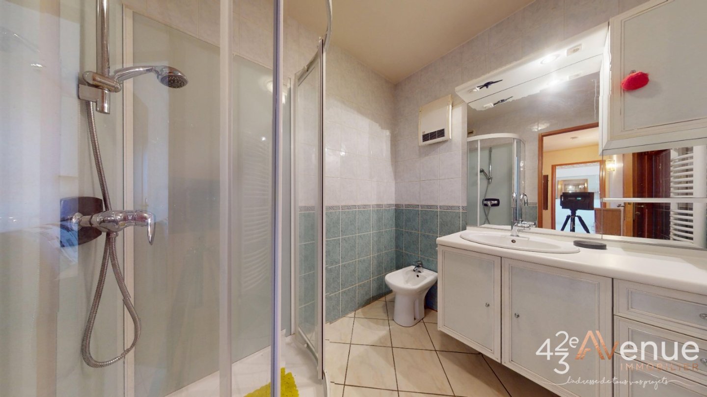 Appartement, 2 chambres, ascenseur et garage A VENDRE - MONISTROL SUR LOIRE - 61.39 m2 - 165 500 &euro;