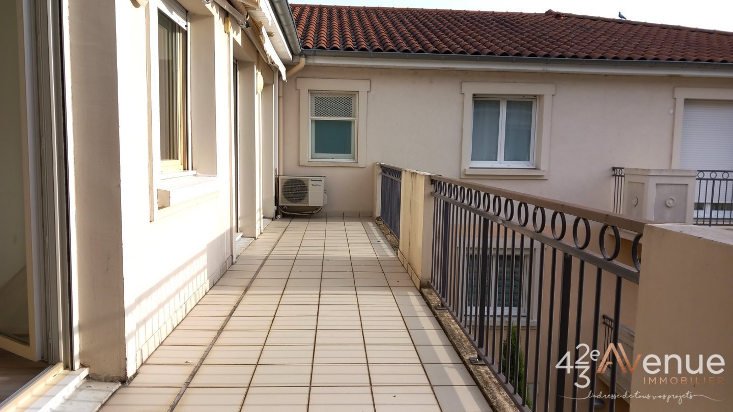 T3 avec terrasse A VENDRE - RIVE DE GIER St Jean - 74 m2 - 155000€