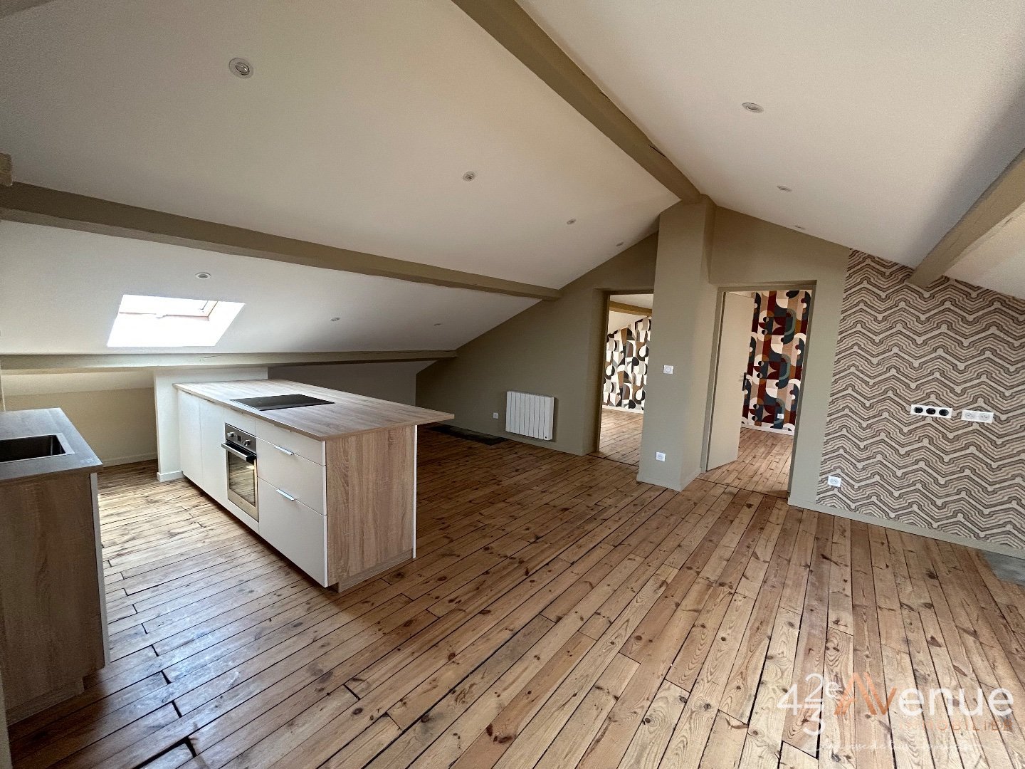 APPARTEMENT T3 A VENDRE - ROCHE LA MOLIERE - 60 m2 - 119000€