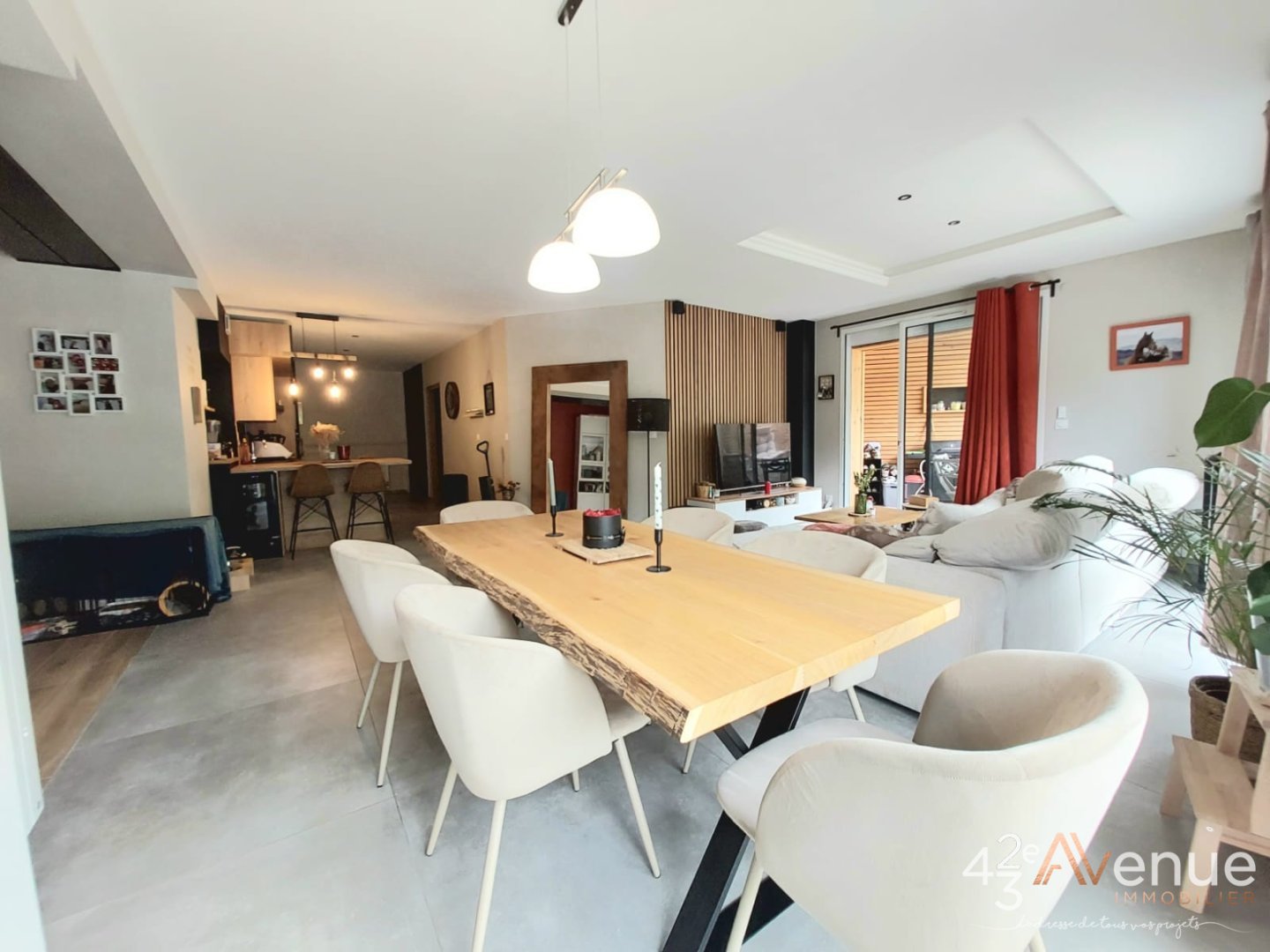 APPARTEMENT T3 A VENDRE - ST CHAMOND - 96 m2 - 219000€