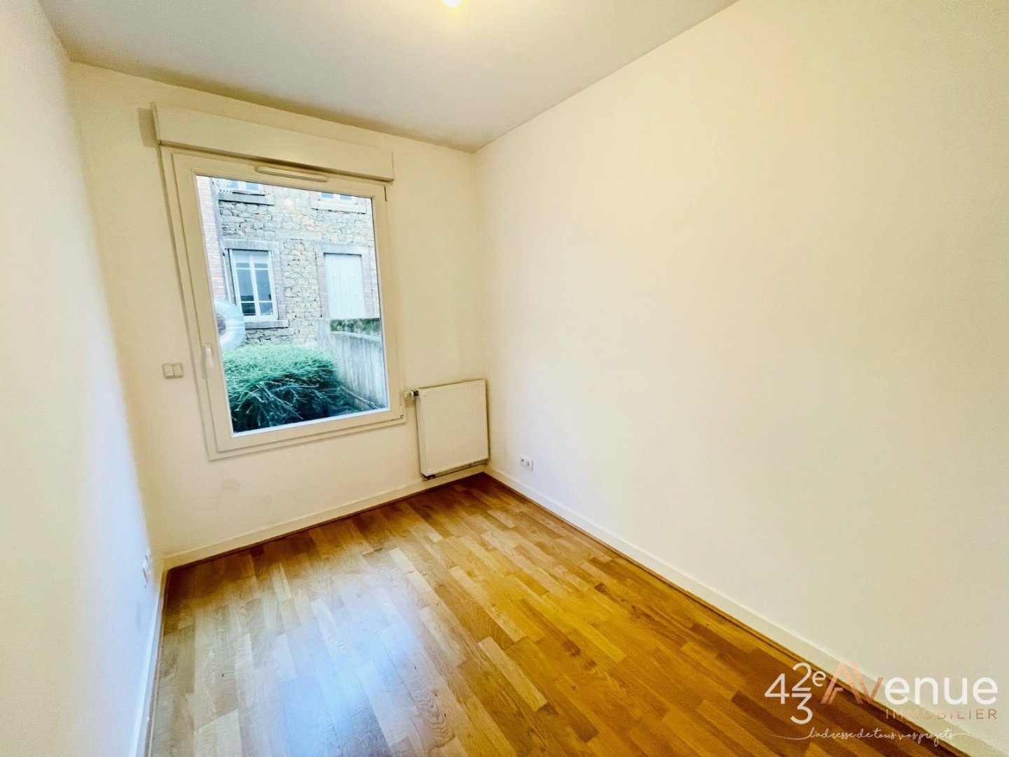 APPARTEMENT T3 A VENDRE - ST ETIENNE BADOUILLERE - 67.33 m2 - 136000€