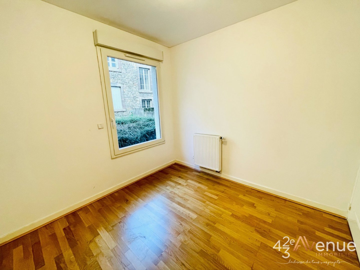 APPARTEMENT T3 A VENDRE - ST ETIENNE BADOUILLERE - 67.33 m2 - 136000€