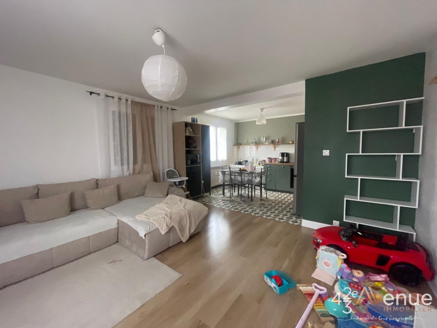 Appartement rnov Type 3 au dernier tage A VENDRE - ST ETIENNE BEAUBRUN - 71 m2 - 75000€