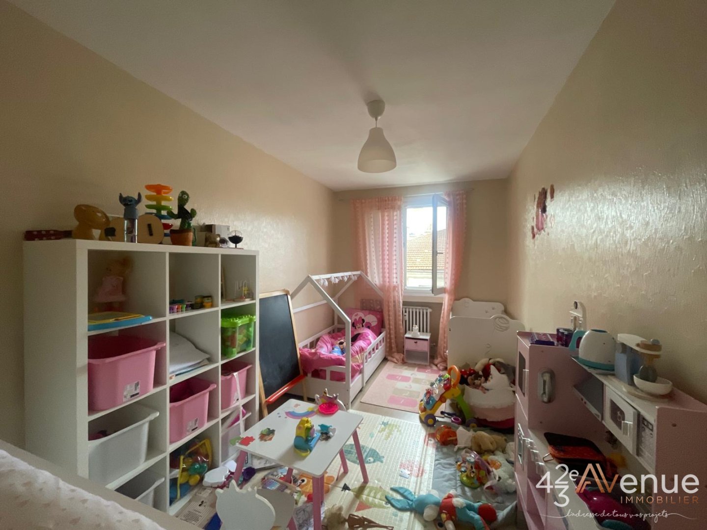 Appartement rnov Type 3 au dernier tage - ST ETIENNE BEAUBRUN - 71 m2 - 75000€