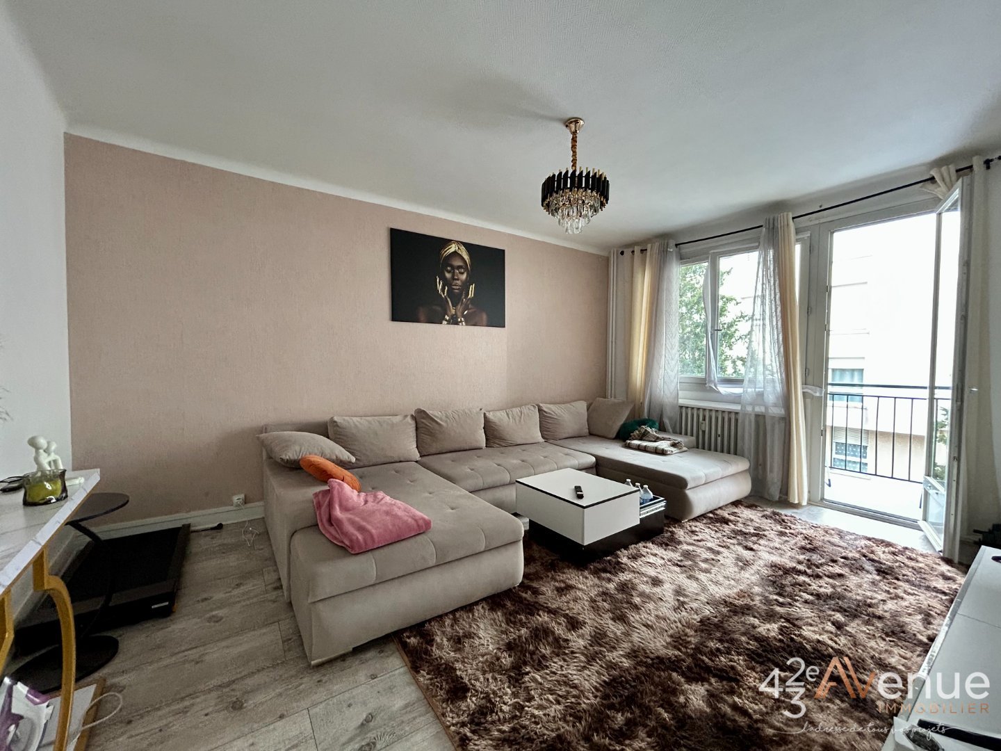 APPARTEMENT T3 A VENDRE - ST ETIENNE BELLEVUE - 71 m2 - 68 000 €