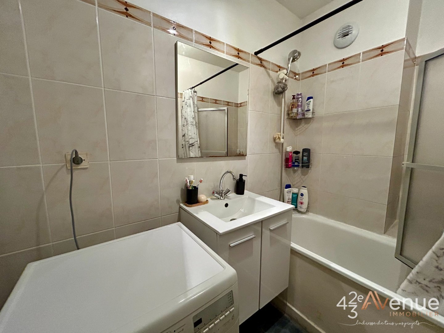 APPARTEMENT T3 A VENDRE - ST ETIENNE BELLEVUE - 62.13 m2 - 85�000�&euro;