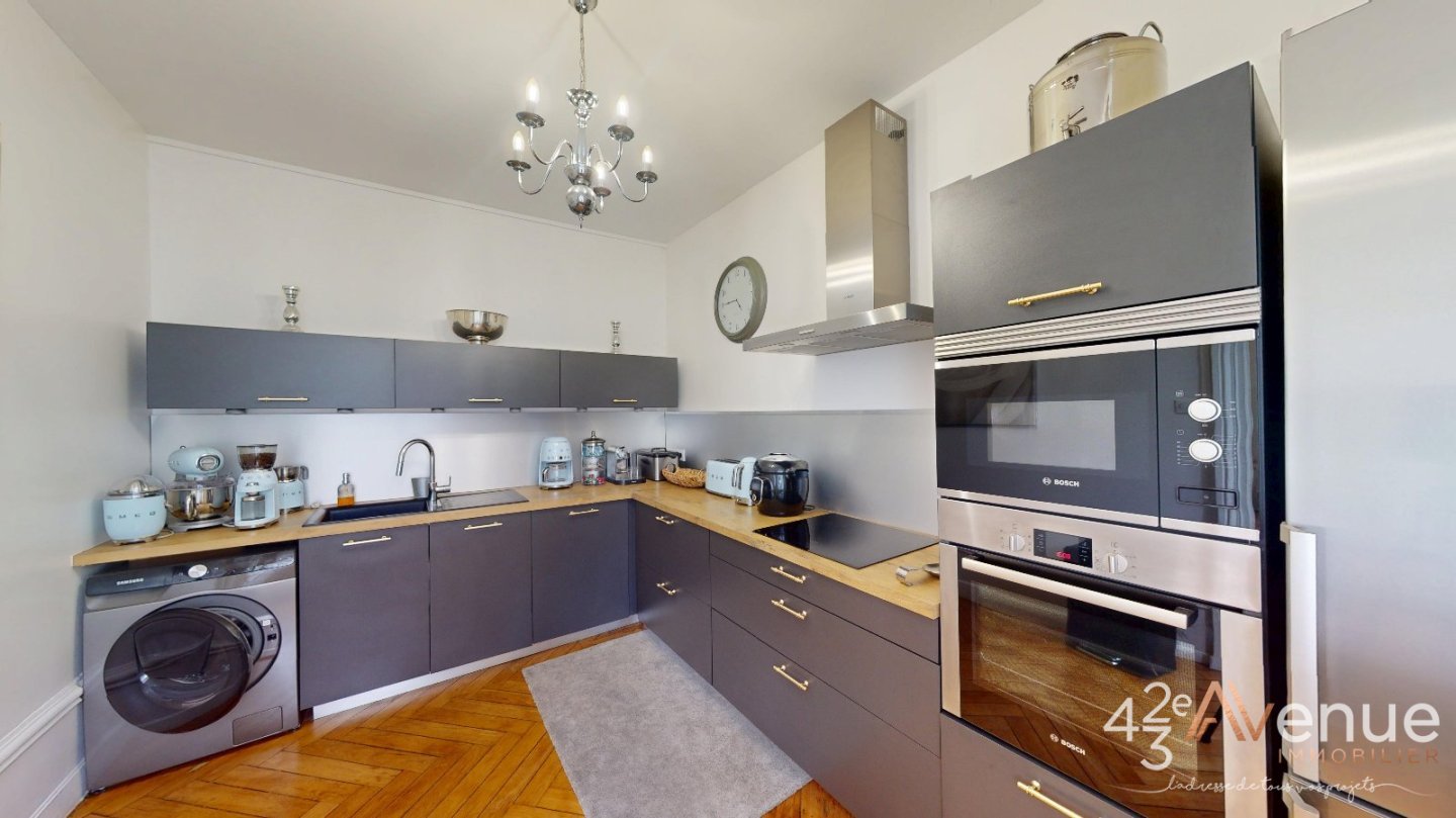 APPARTEMENT T3 A VENDRE - ST ETIENNE BELLEVUE - 90.09 m2 - 157 000 &euro;