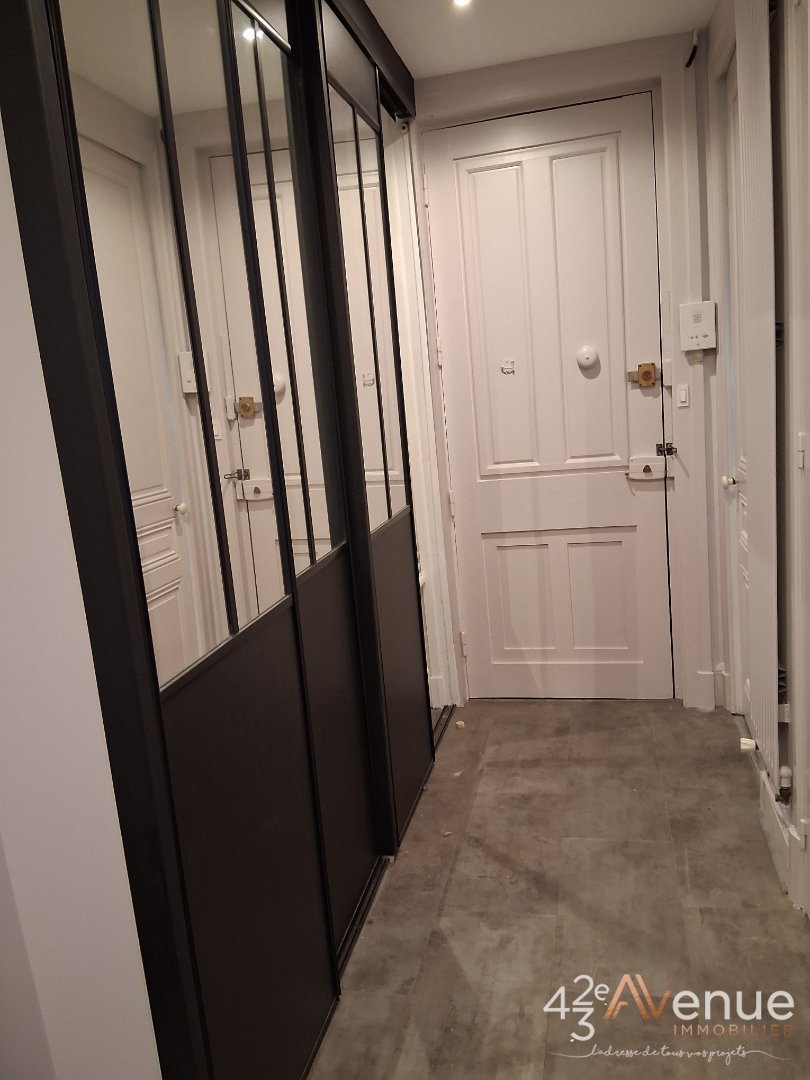 Appart T3 Haussmannien A VENDRE - ST ETIENNE CARNOT - 67 m2 - 108�000�&euro;