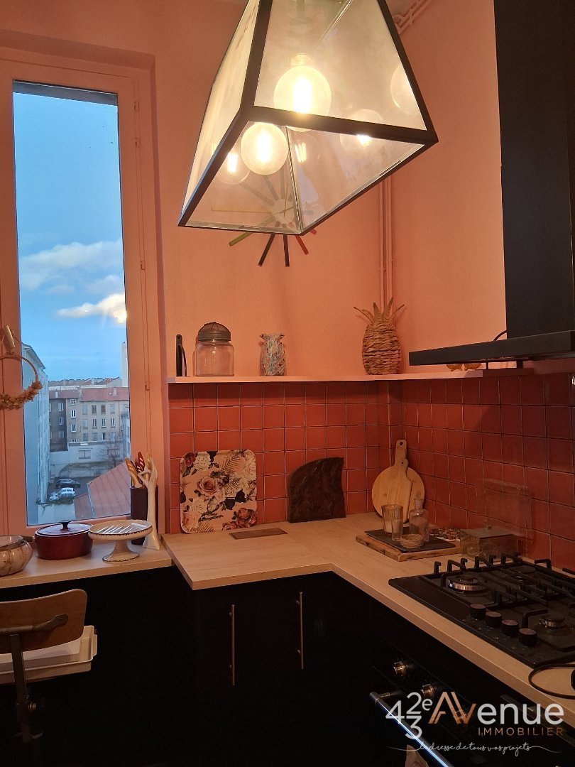 Appart T3 Haussmannien A VENDRE - ST ETIENNE CARNOT - 67 m2 - 108�000�&euro;