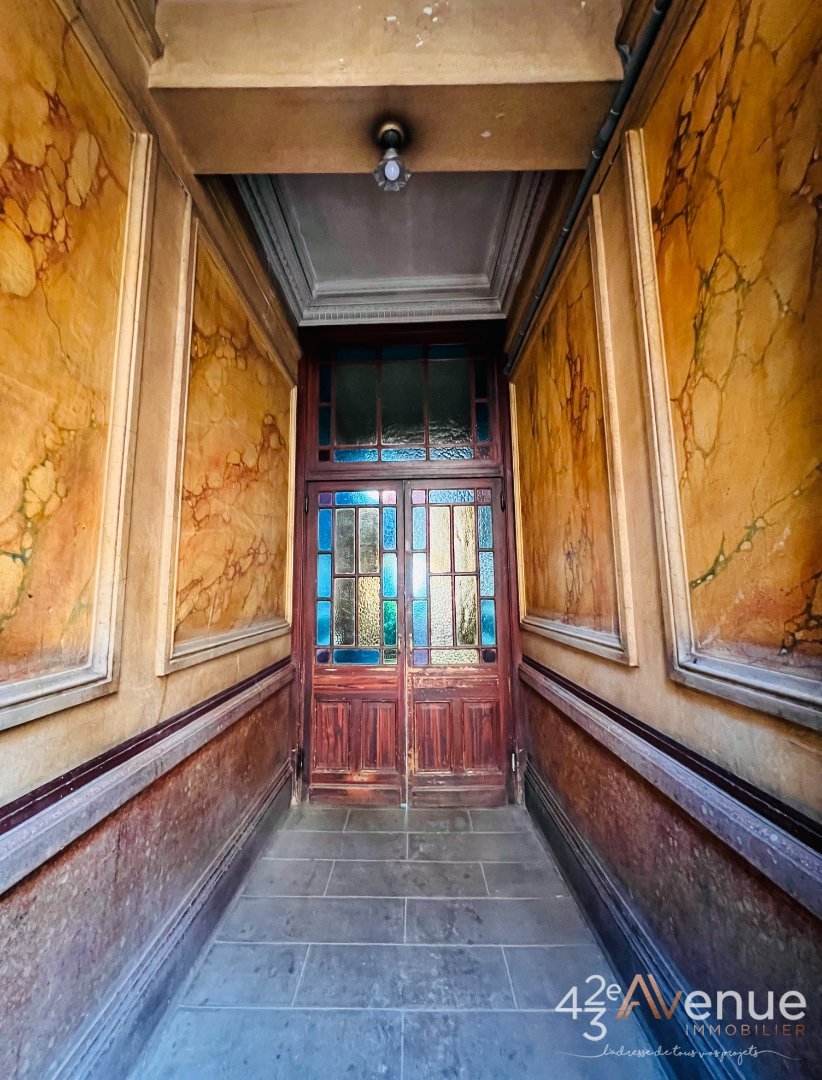 Appart T3 Haussmannien A VENDRE - ST ETIENNE CARNOT - 67 m2 - 108�000�&euro;