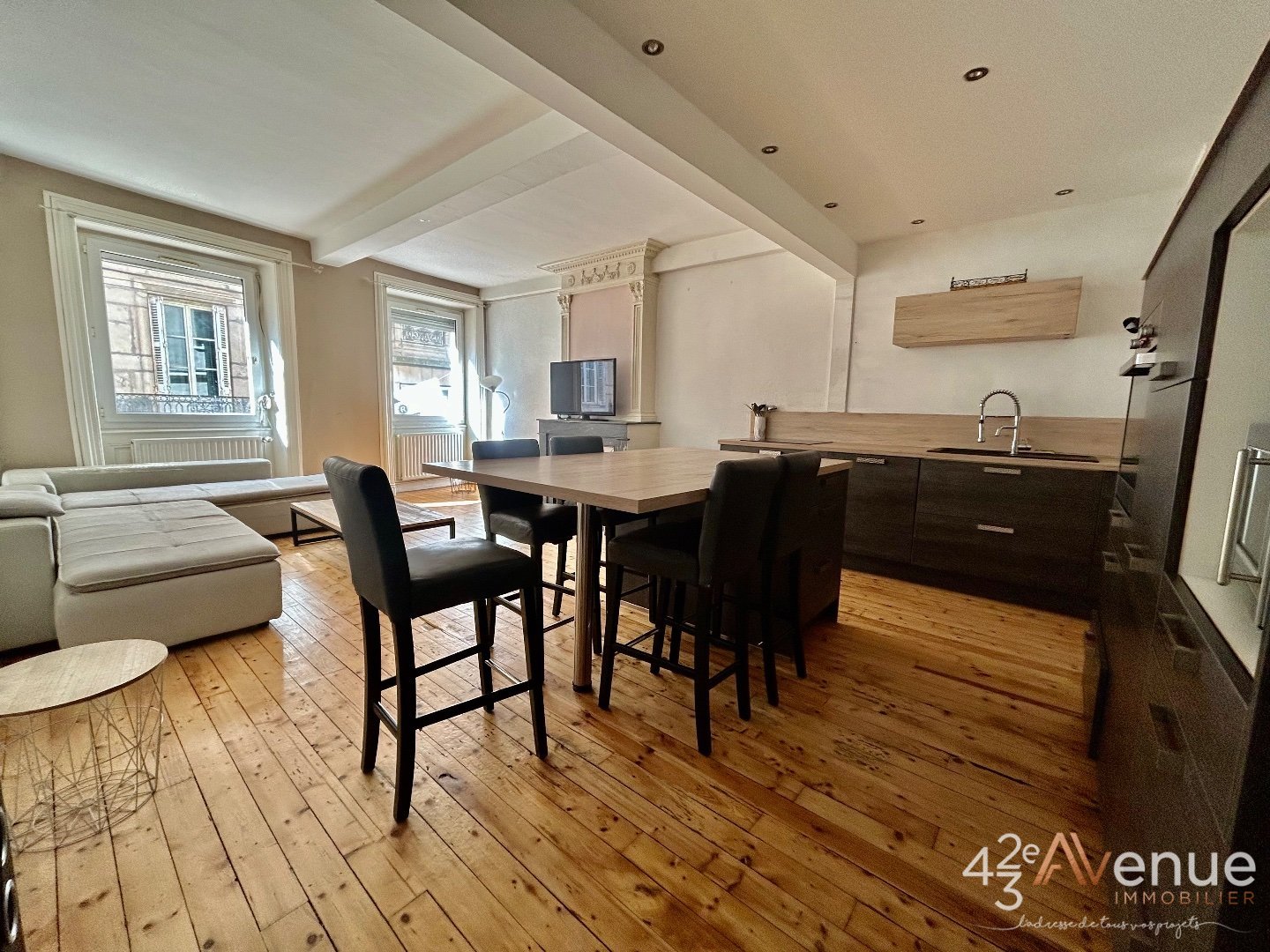 APPARTEMENT T3 A VENDRE - ST ETIENNE CENTRE VILLE - 73.75 m2 - 105000€